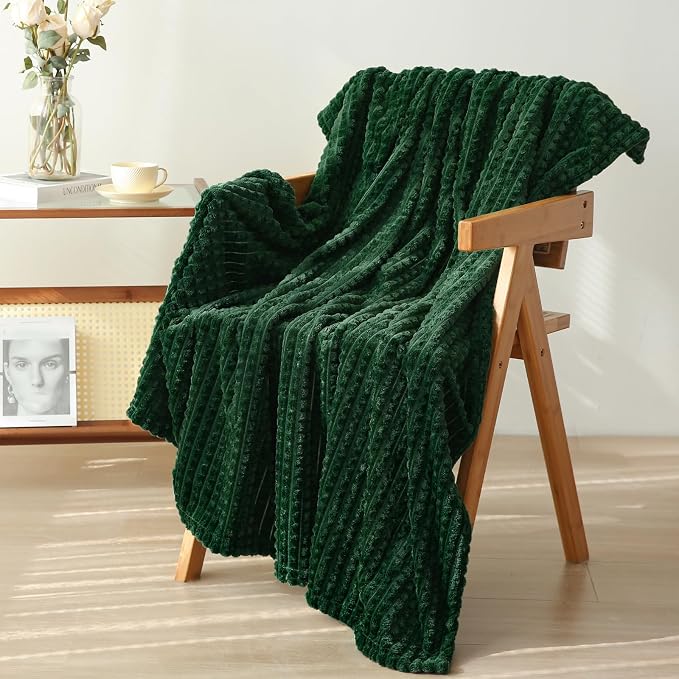Puncuntex Fleece Throw Blanket Dark Green 50"×60" with Square Grid Design | Super Soft Plush Cozy Flannel Throw Blanket Luxury for Couch Sofa Chair