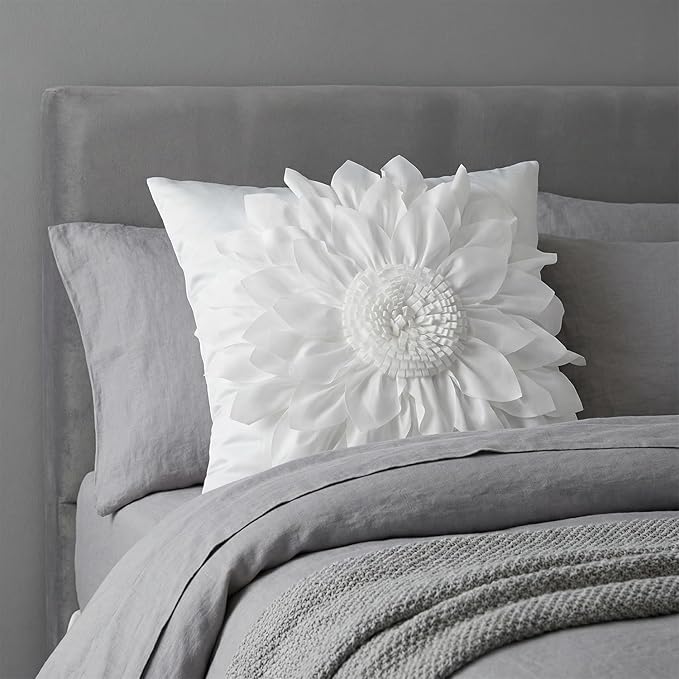 Bella's Giftshop 3D Sunflower Decorative Throw Pillow Covers for Bed Sofa Couch Car, Accent Floral Cushion Cover, Handmade Pillow Cases Living Room Decor, 17x17 Inch-Cream/White | Bella's Giftshop Handmade Sunflower Taffeta Pillow Cases Living Room Bed...