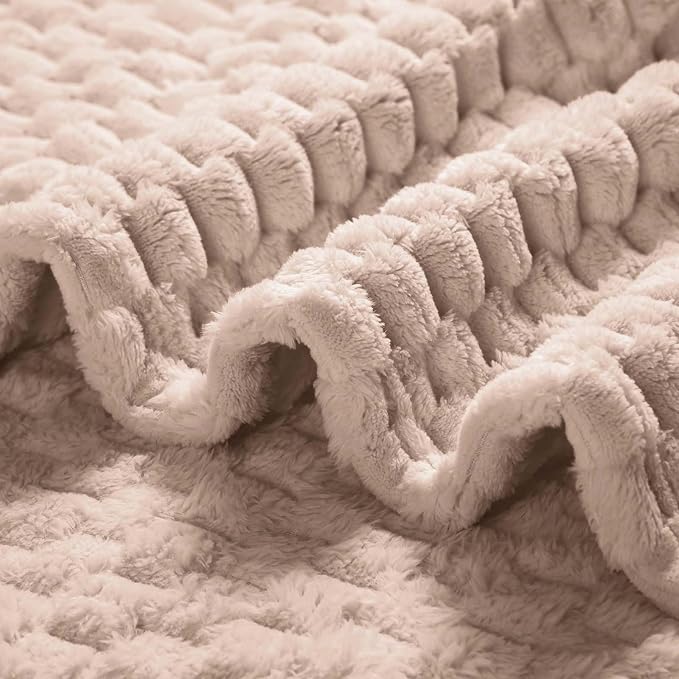 Excervent Hexagon Jacquard Throw Blanket for Bed, 60x80 Inches, Camel | Big Decorative Fuzzy Flannel Fleece Throw Blanket for Sofa Bed Couch, Super Soft Cozy, Suitable for All Seasons