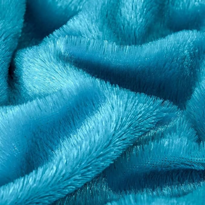YUSOKI Long Faux Fur King Size Blanket, Teal, 90" x 104" | Ultra Soft, Lightweight for All Season Use, stays fluffy after repeated washes, Perfect Gifts, Machine Washable
