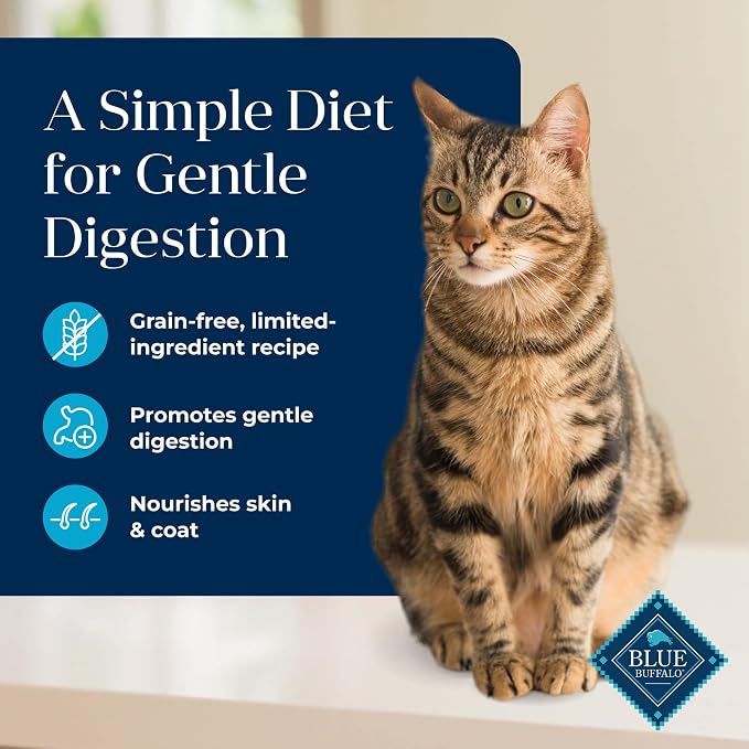 Blue Buffalo Basics Whitefish Grain-Free Dry Cat Food, 5 lb | Skin & Stomach Care, Real Whitefish #1 Ingredient, Limited Ingredient Diet, Antioxidant-Rich LifeSource Bits