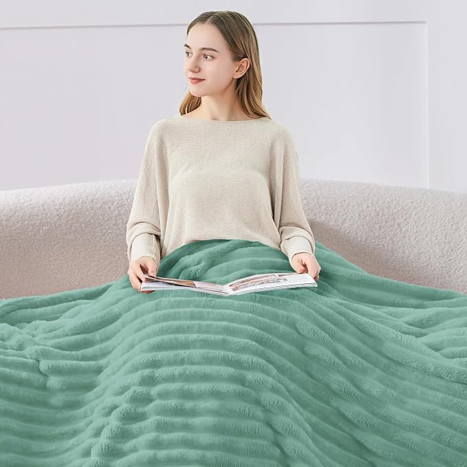 BEDELITE Ribbed Fleece Throw Blanket for Couch, Seafoam, 50"x60" | Ultra-Soft Plush Fleece, Cozy, Warm Yet Lightweight, Ribbed Texture, Home Decor, Machine Washable, Giftable, All-Season Use