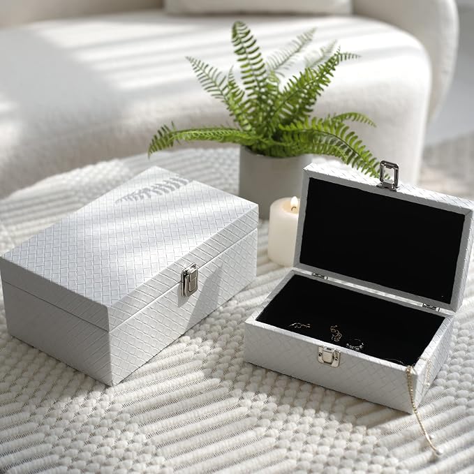 DECOR4SEASON Faux Leather Decorative Jewelry Storage Organizer Boxes Set of 2, White | Modern White Box for Vanity, Entryway & Coffee Table Décor