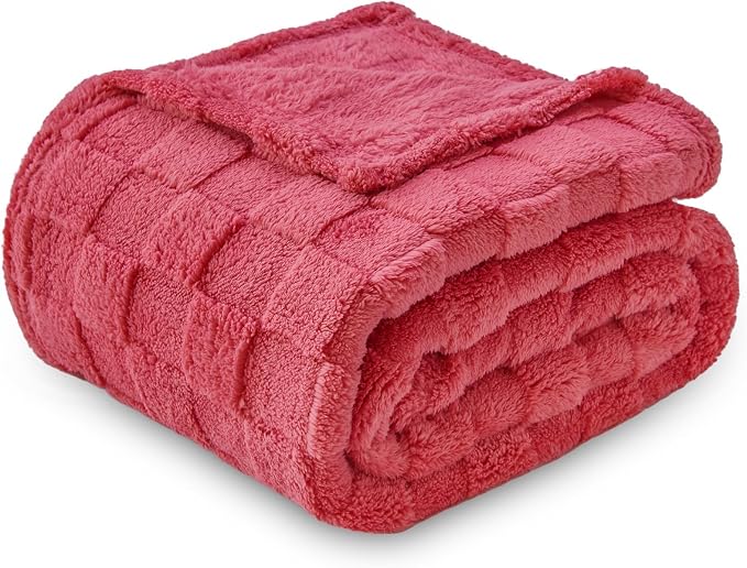 NEWCOSPLAY 3D Checkered Flannel Throw Blanket, Coral Pink, 50"x70" | Super Soft Cute Lightweight Decorative Premium Silky Fleece Blanket for Couch Sofa Bed, Gift for Women Men, All Season Use
