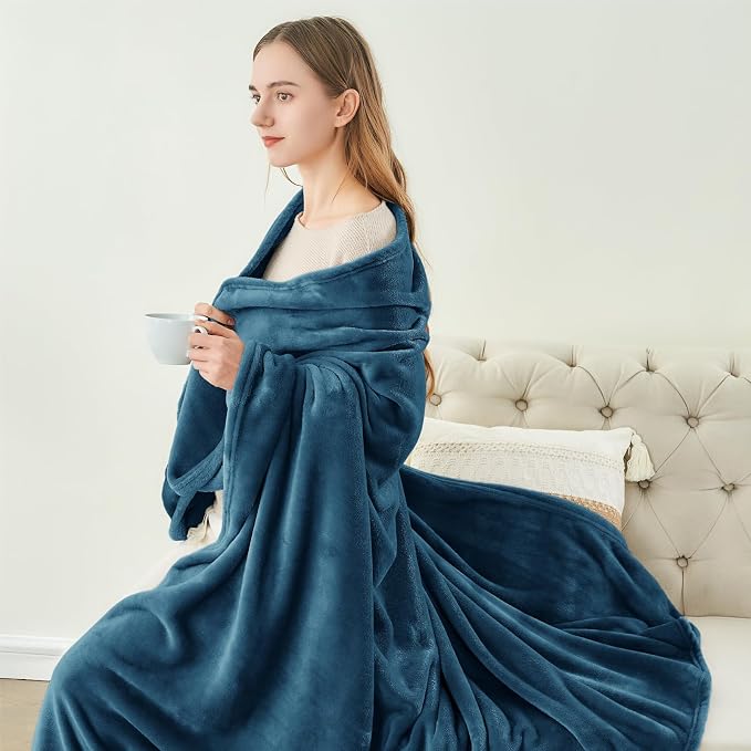 BEDELITE Fleece Blanket Soft Plush Twin Size Blanket Mineral Blue 60"x80" | Ultra Soft Fleece, Plush Microfiber, Lightweight Warmth, All Season Comfort, Fade Resistant, Machine Washable, Couch Sofa Bed