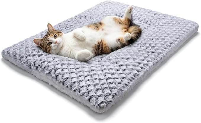 Cat Bed for Indoor Cats, Self Warming Basketweave Chenille Fur Mat | 23.6"x15.7", Faux Rabbit Fur in Basketweave, Silent Crinkle-Free, Double-Sided Cozy, Non-Slip Bottom, Machine Washable