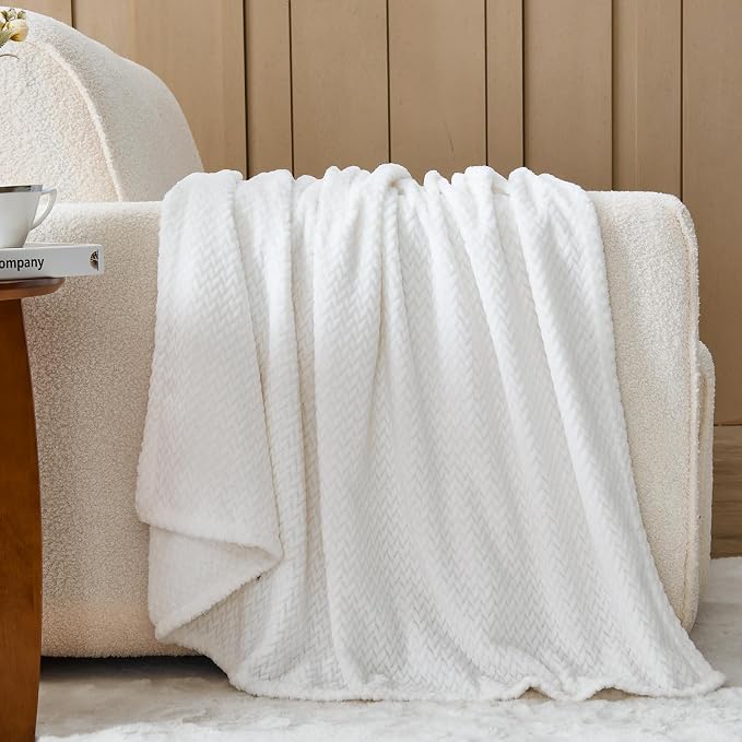 NEWCOSPLAY Fleece Leaves Pattern Queen Blanket, White, 90"x90" | Super Soft Throw Blanket, Lightweight Cozy Bed Sofa Blanket, Premium Silky Flannel Fleece, Travel Blanket for All Season Use
