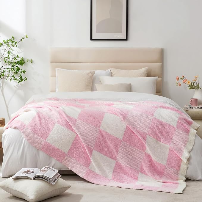 Snuggle Sac Checkered Blanket, Baby Pink Throw Blanket for Couch Plaid Microfiber Fluffy Warm Cozy Fuzzy Soft Throw Blanket Reversible Checkered Blankets for Sofa, Chair, Bed, 50x60 inches