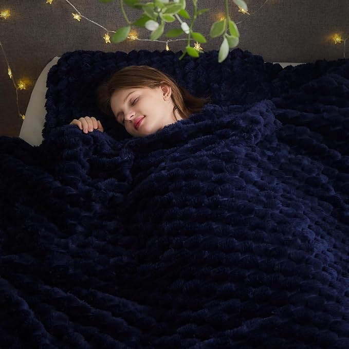 NEWCOSPLAY Fleece Clouds Cozy King Blanket for Couch, Dark Navy, 90"x110" | Premium Silky Flannel Blanket, Soft Lightweight Fluffy Throw Blanket for Bed Sofa Decor, Gift for All Season Use