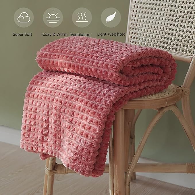 Simple&Opulence Coral Red Throw Blanket for Couch-Super Soft Fluffy Blankets for Women 50x70 Inches Cozy Lightweight Fleece Blanket for Home Decor