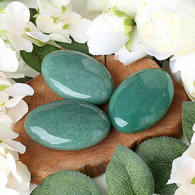 ZHIYUXI 2.4" Green Aventurine Crystals and Stones Crystal Decor Gemstones Energy Balancing Therapy Polished Stones Palm Stone Mediation Gifts 1PC