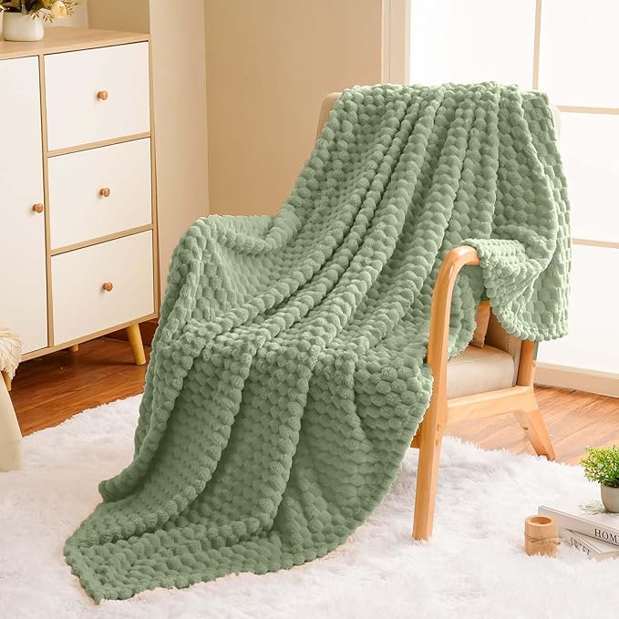 Vessia Flannel Fleece Throw Blanket(50x60 inch), 3D Jacquard Sage Green Fuzzy and Warm Blanket for Couch, Sofa, Bed, Chair, 300GSM Super Soft Touch Cozy Lightweight Throw for All-Season Home Decor