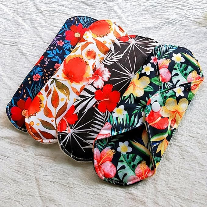 7pcs Set Reusable Women Menstrual Pads Including 1pc Mini Wet Bag +6pcs Reusable Washable Stay Dry Cloth Menstrual Pads/Maternity Mama Sanitary Wipes/Mama Panty Liners