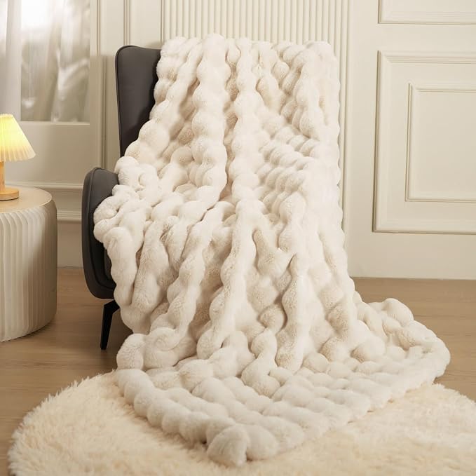 Super Comfort Oversized Warm Thick Bubble Luxury Plush Rabbit Faux Fur Throw Blanket, Fluffy Blanket,Soft Cozy Blanket for Couch Chair Bed Sofa Living Room (White, 75inX90in)