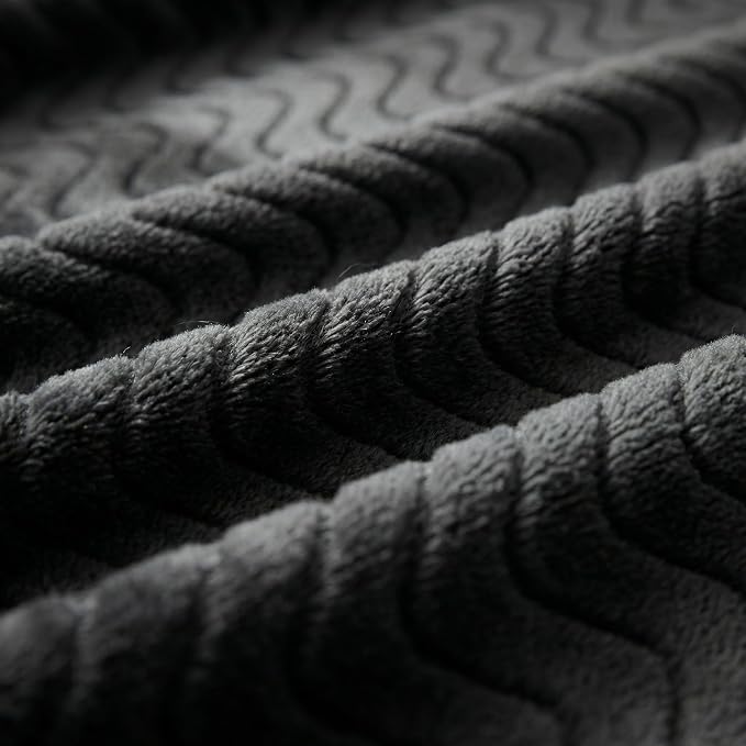 Exclusivo Mezcla Soft Fleece Blanket King Size for Bed, Sofa, Black | 90"x104" Breathable Lightweight Flannel Blanket for Summer, Plush Cozy Jacquard Wave for Home Decor
