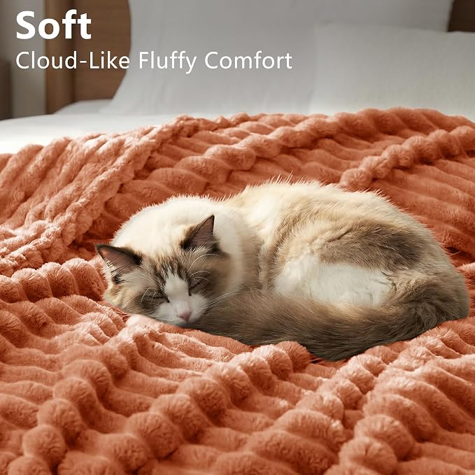 HIMEET Burnt Orange Full Blanket for Bed, 300GSM Ribbed Fleece, 84 x 90 in | Ultra Soft Flannel, All-Season Lightweight Warmth, Bed Layering & Home Room Decor, Gift for Men & Women, Machine Washable