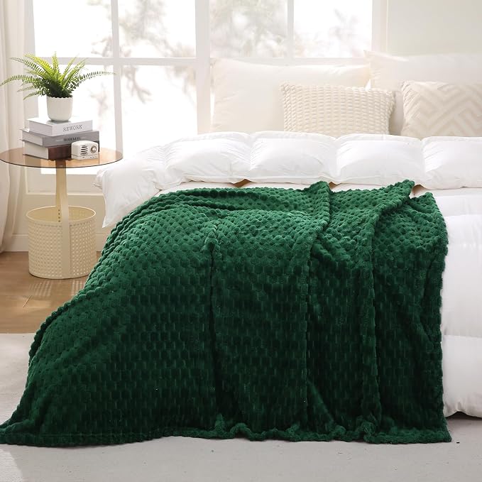 Puncuntex Dark Green Throw Blanket 90"×90" Fuzzy 3D Jacquard Decorative | Flannel Fleece Super Soft Plush Cozy Blanket for Couch Sofa Chair Lightweight