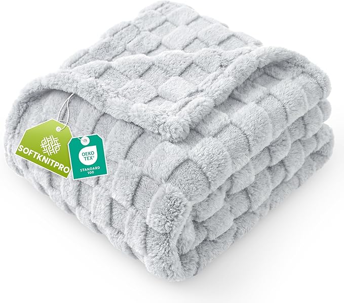 Utopia Bedding Plush Checkered Fleece Blanket Cool Grey Twin (60x80 Inch) | Soft, Cozy, Couch, Bed, Home Decor, Travel Friendly, Throws, Gift for Women and Men