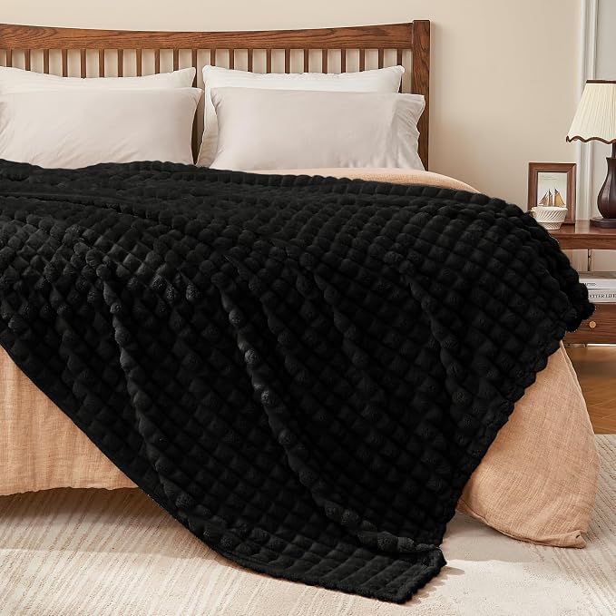 BEDELITE Black Checked Fleece King Size Throw Blankets for Bed, 108x90 Inch | Soft Warm Fuzzy Fluffy Blanket for Bed Sofa, Lightweight Plush Cozy Blankets for Home Room Decor, Gift for Women, All Season