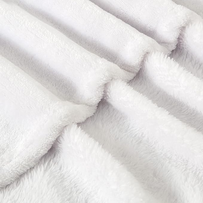BEDELITE Fleece Blanket Soft Plush King Size Bed Blanket White 108"x90" | Ultra Soft Fleece, Plush Microfiber, Lightweight Warmth, All Season Comfort, Fade Resistant, Machine Washable