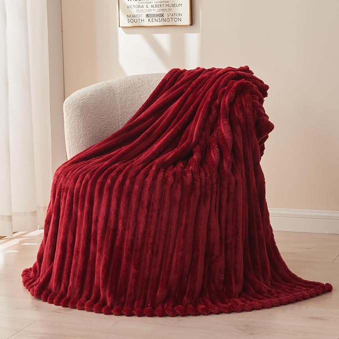 NEWCOSPLAY Fleece Ribbed Cozy Twin Blanket for Couch, Red, 60"x80" | Premium Silky Flannel Blanket, Soft Lightweight Fluffy Throw Blanket for Bed Sofa Decor, Gift for All Season Use