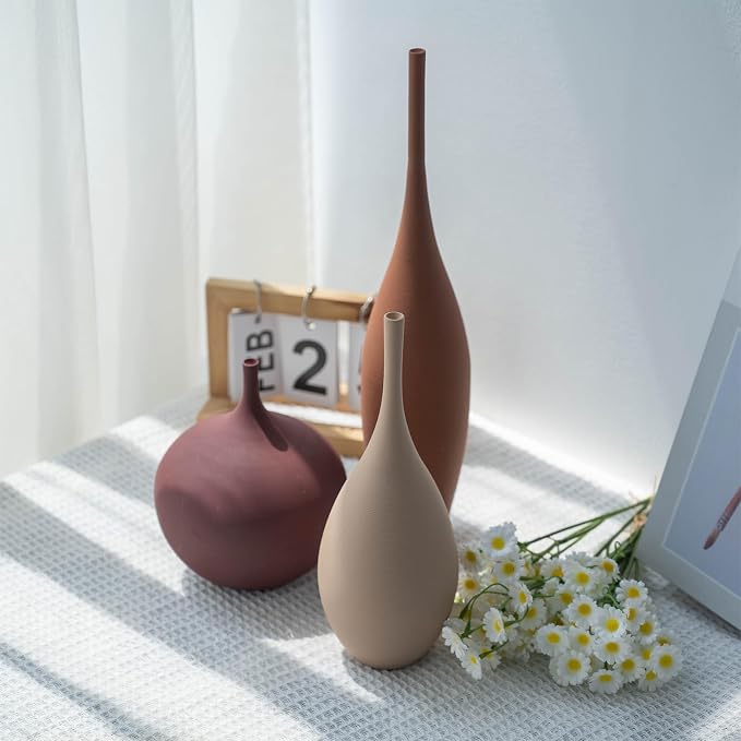 Relexome Ceramic Modern Vase Set of 3 Farmhouse Decorative Vase Minimalist Aesthetic Vases for Centerpieces Matte Ribbed Vases for Home Decor Table Entryway Living Room (Brown+Khaki+ Dark Red)
