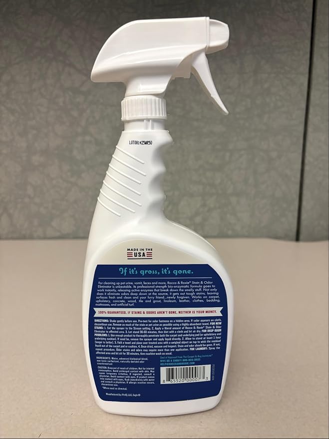 Rocco & Roxie Enzyme Stain & Odor Eliminator, 32 Fl Oz | Bio-enzymatic urine destroyer; CRI Certified Safe; made in USA; for carpets, bedding, litter boxes, crates & cars