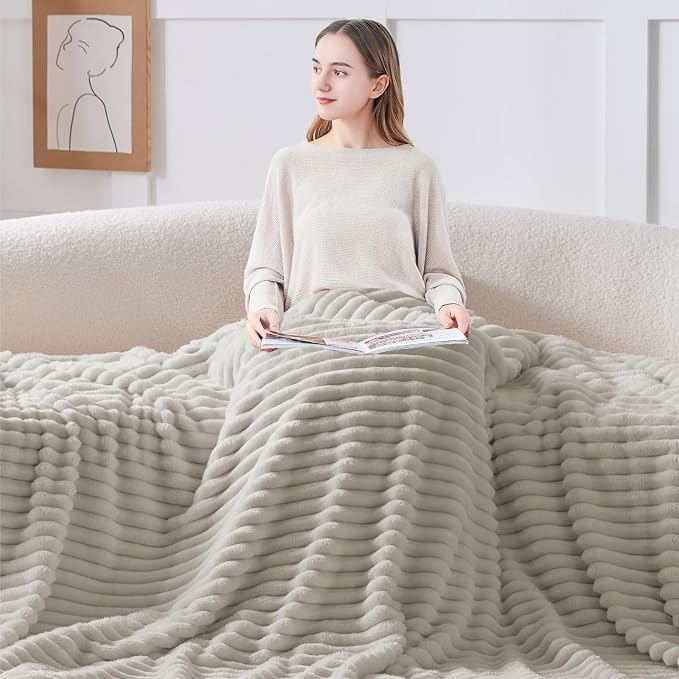 BEDELITE Striped Fleece Throw Blanket, Light Grey, 50"x60" | 300GSM Microfiber Fleece, Soft Cozy, Lightweight Warm, Double-Sided Plush, Machine Washable, Gift, Room Decor, for Couch Sofa