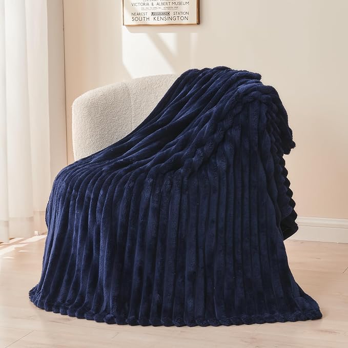 NEWCOSPLAY Fleece Ribbed Cozy King Blanket for Couch, Dark Navy, 90"x110" | Premium Silky Flannel Blanket, Soft Lightweight Fluffy Throw Blanket for Bed Sofa Decor, Gift for All Season Use
