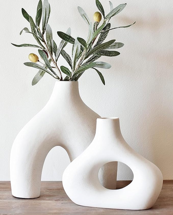 Carrot's Den Ceramic Modern Vase Set of 2, Donut Shelf Decor, Warm White | Matte pair for bookshelf and bookcase decor, mantel styling, or home staging. Holds dried stems and faux plants indoor.