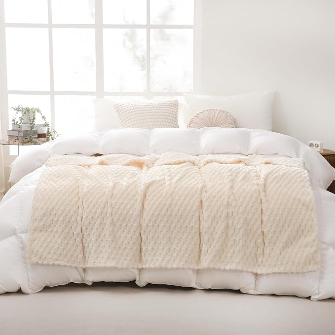 Puncuntex Cream White Throw Blanket 90"×90" Fuzzy 3D Jacquard Decorative | Flannel Fleece Super Soft Plush Cozy Blanket for Couch Sofa Chair Lightweight
