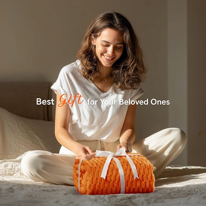 BEDELITE Fall Throw Blanket for Couch, Soft Gifts for Women, Orange, 50*60 | 3D Jacquard Decorative Fleece Blanket, Super Soft Plush Throws, Cute Birthday Gift for Women & Men, Suitable for Autumn