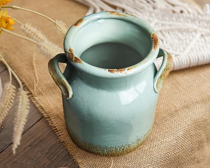 Quoowiit Ceramic Rustic Farmhouse Vase, Distressed Decorative Flower Vases for Home Decor, Ideal Shelf Decor, Green Boho Vase for Living Room Bedroom Kitchen Office Centerpiece Table Decorations