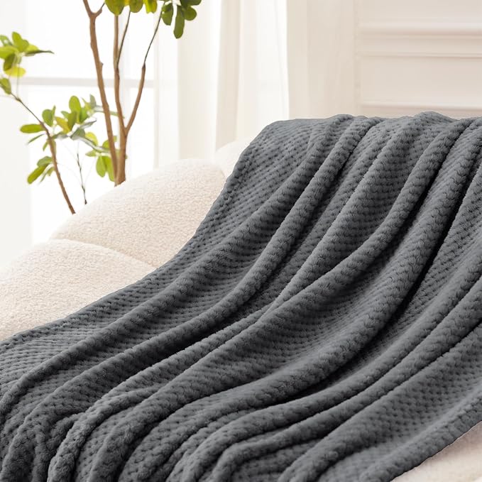 Exclusivo Mezcla Large Waffle Fleece Throw Blanket for Couch, Gray | Lightweight Soft Blanket for Sofa, Bed, Living Room, Plush Fluffy Throw for Home Decor, Travel, All Season, 50x70 Inches