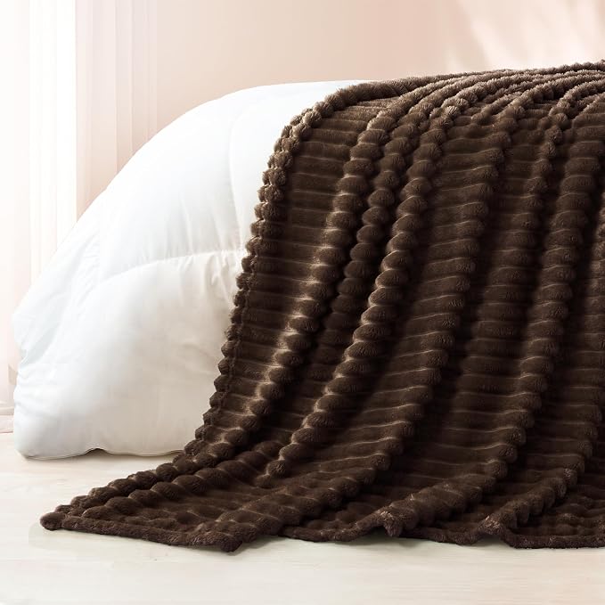 Exclusivo Mezcla Striped King Size Fleece Blanket for Bed, Couch, 90"x104" | Soft Breathable Cozy Bed Blankets, Lightweight Plush Fluffy Fuzzy Jacquard Decorative Blankets