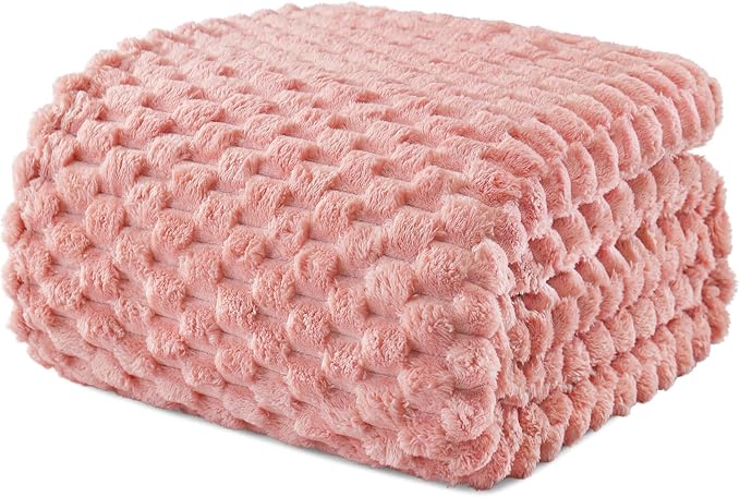 Exclusivo Mezcla 3D Fleece Queen Size Blanket for Bed, Dusty Pink | Extra Soft Fuzzy Plush Lightweight Bed Blankets, Cozy Fluffy Decorative Blankets for All Seasons, 90x90 Inches