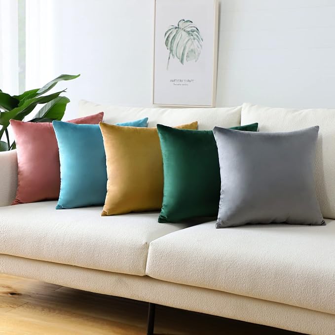 Artscope Luxury Velvet Pillow Covers Super Soft Decorative Square Throw Pillow Covers Case Cushion Covers for Sofa Couch Bedroom Car Decor 20x20 Inch Gold