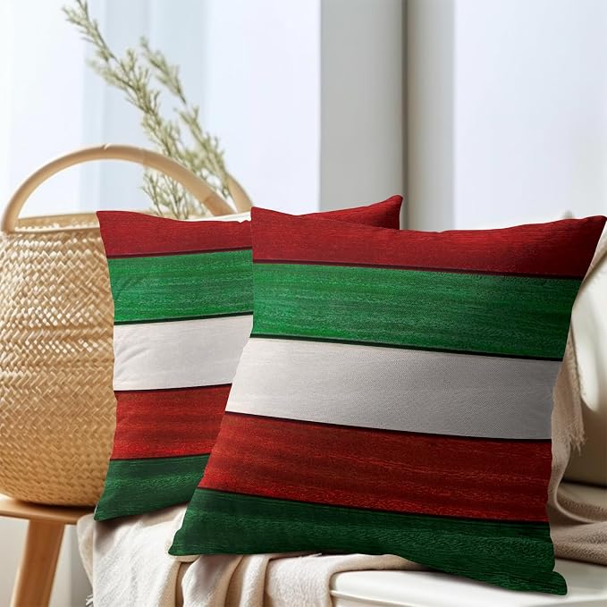 Kawani Vintage Wood Christmas Pillow Covers 22x22 Inches, 2 Pcs Red Green Rustic Wooden Xmas Decorative Pillowcase Cotton Linen Square Cushion Case for for Home Holiday Party Sofa Couch