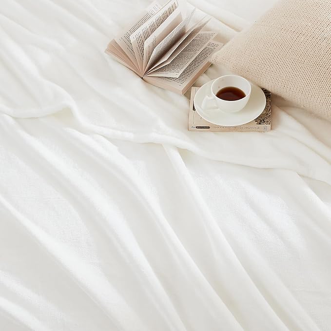 Hansleep Full White Fleece Blanket, Soft Flannel Bed Blanket | Fuzzy Cozy Blanket 84x90 Inches, Multi-use for Bed, Sofa, Couch, Travel, Camping, All Season Warm Lightweight Cover