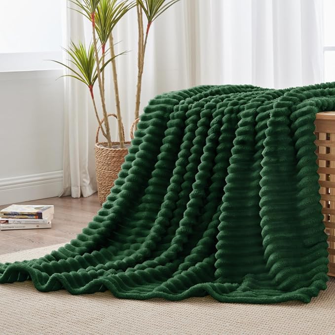 BEDELITE Striped Fleece Throw Blanket, Forest Green, 50"x60" | 300GSM Microfiber Fleece, Soft Cozy, Lightweight Warm, Double-Sided Plush, Machine Washable, Gift, Room Decor, for Couch Sofa