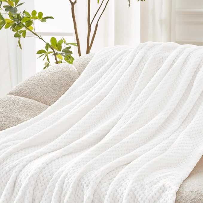 Exclusivo Mezcla Soft Waffle Fleece Bed Blanket Twin XL Size, White | Lightweight Plush Blanket for Bed, Couch, Sofa, Cozy Fluffy Design for Bedroom, Guest Room, All Season, 90x66 Inches