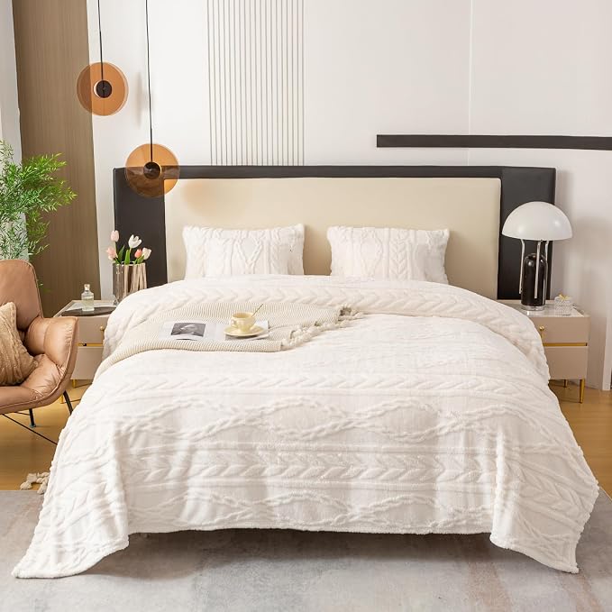 YUSOKI Sherpa Fleece Queen Size Blanket, Ivory, 90"x90" | 3D Stylish Design,320GSM, Non-Shedding, Lightweight for All Season Use, stays fluffy after repeated washes, Perfect Gifts