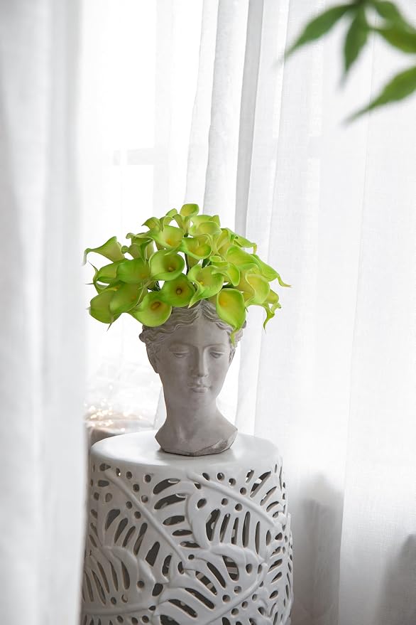 Greek Style Cement Head Vase: Modern Art Sculptural Planter for Indoor Decor - Gallery Exhibition Floral Display with Industrial Elements for Art Collectors & Interior Designers