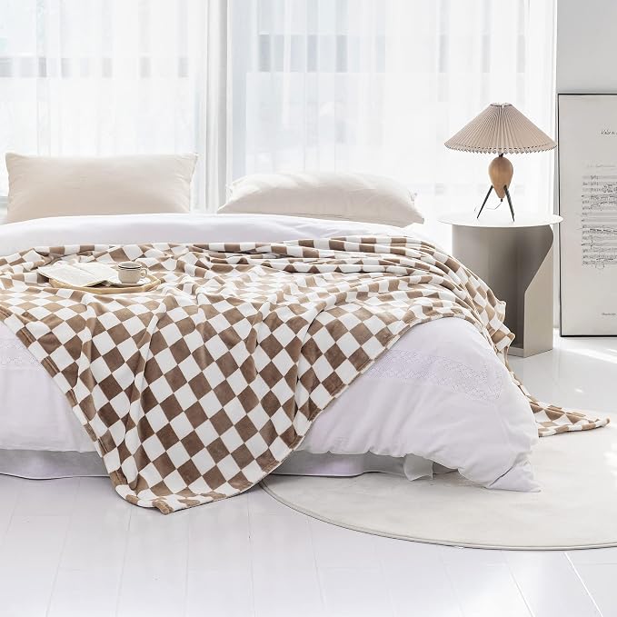 LOMAO Throw Blankets Flannel Blanket with Checkerboard Grid Pattern Soft Throw Blanket for Couch, Bed, Sofa Luxurious Warm and Cozy for All Seasons (Khaki, 90"x90")