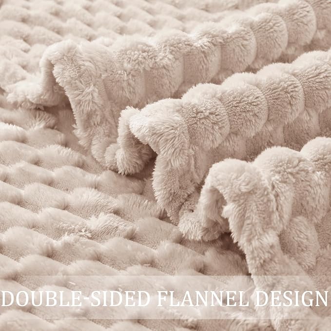Exclusivo Mezcla 3D Fleece King Size Blanket for Bed, Camel | Extra Soft Fuzzy Plush Lightweight Bed Blankets, Cozy Fluffy Decorative Blankets for All Seasons, 90x104 Inches