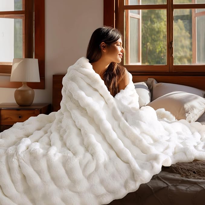 BEDELITE Faux Fur Throw Bubble Blanket for Couch, 50" x 60", Cream | 870GSM Soft Cozy Plush Blanket for Sofa & Bed Living Room Decor, Warm Fuzzy Faux Rabbit Fur for Women Gift, All Season Use