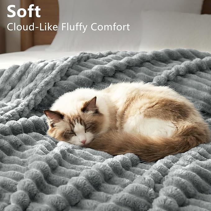 HIMEET Grey Oversized Throw Blanket, 300GSM Ribbed Fleece, 50 x 70 Inches | Ultra Soft Flannel, All-Season Lightweight Warmth, Extra Coverage for Couch Lounging, Home Room Decor, Machine Washable