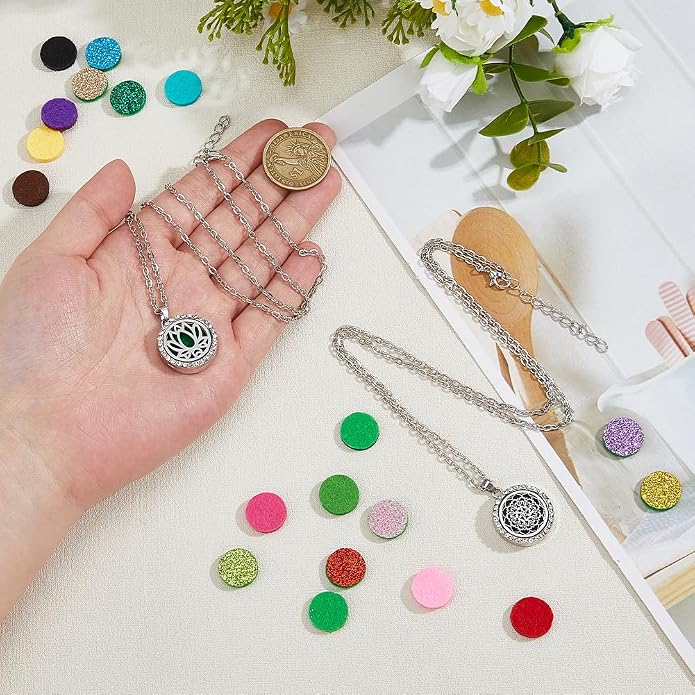 Aromatherapy Essential Oil Diffuser Necklace Diffuser Stainless Steel Oil Pendant Aromatherapy Bottle Locket Necklaces Gift for Woman Men