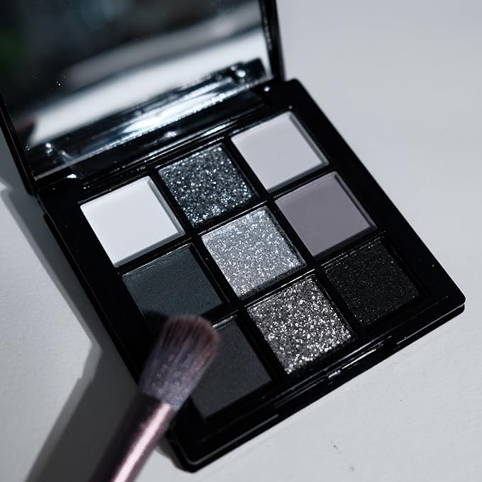 URQT Grey Silver Eyeshadow Palette with Mirror – 9 Highly Pigmented Matte & Shimmer Shades, Long-Lasting Blendable Formula, No Crease 12H+, Smooth Application, Travel-Friendly Cool Tone Eye Makeup