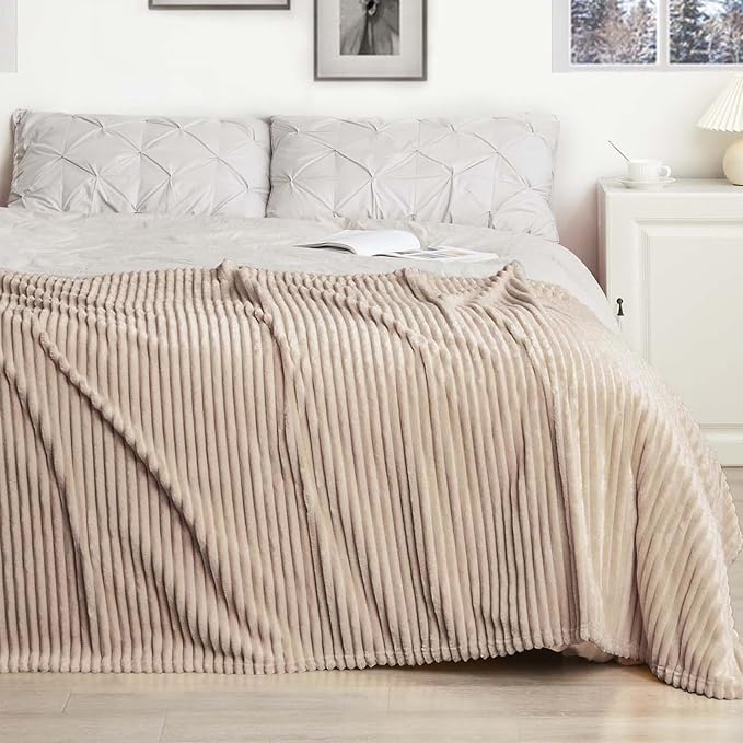 Vessia Flannel Fleece Throw Blanket for Couch,Sofa,Bed, 300GSM Striped Camel Blanket Throw for Adults and Kids, Super Soft Warm Cozy Lightweight Ribbed Light Brown Blanket for All-Season